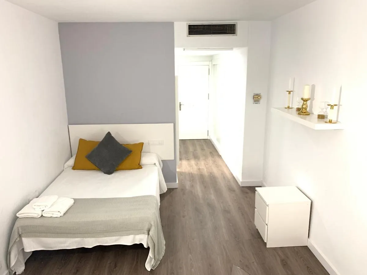Resitur Luxury Apartment 329 Seville 0*,  Spain